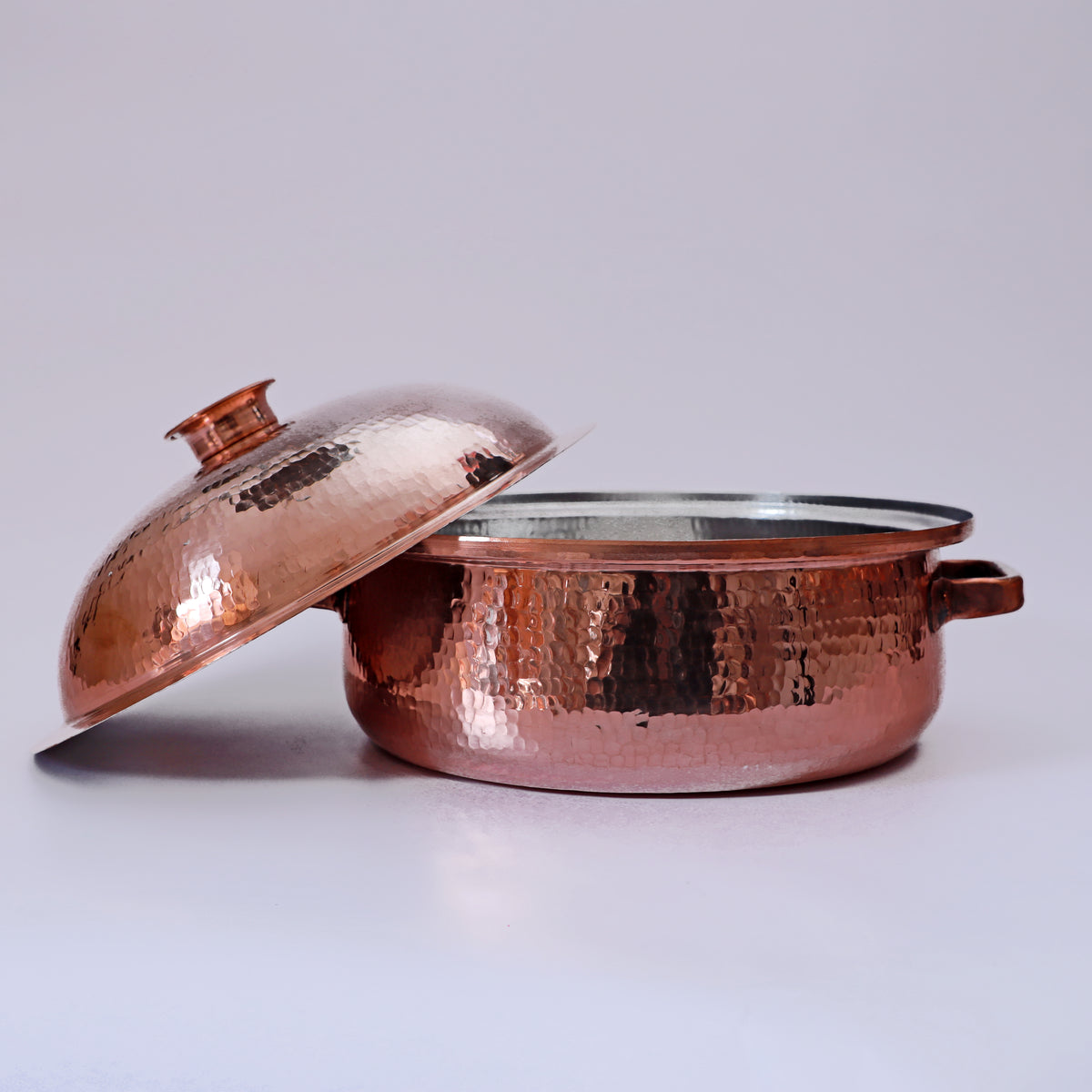 HandMade Hammered Copper Serving Pot with Lid
